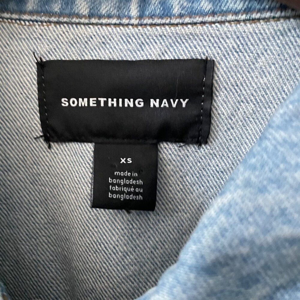 Something Navy Blue Light Wash Denim Jean Jacket Womens Size XS Classic Preppy - Picture 4 of 7